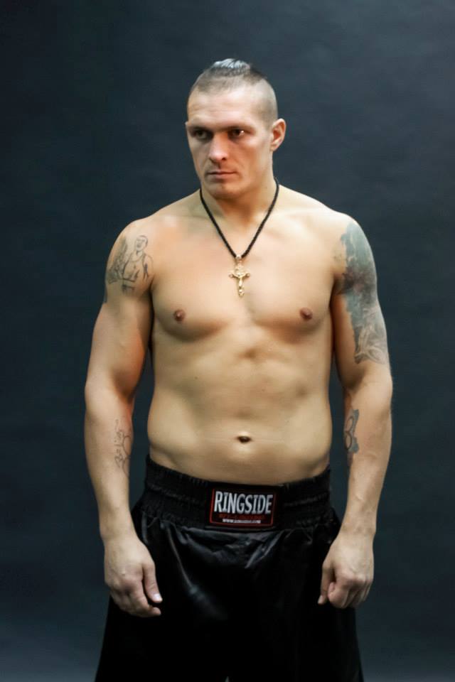 Ледь дотягував до &quot;сотки&quot;. Як виглядав Олександр Усик 10 років тому (фото)