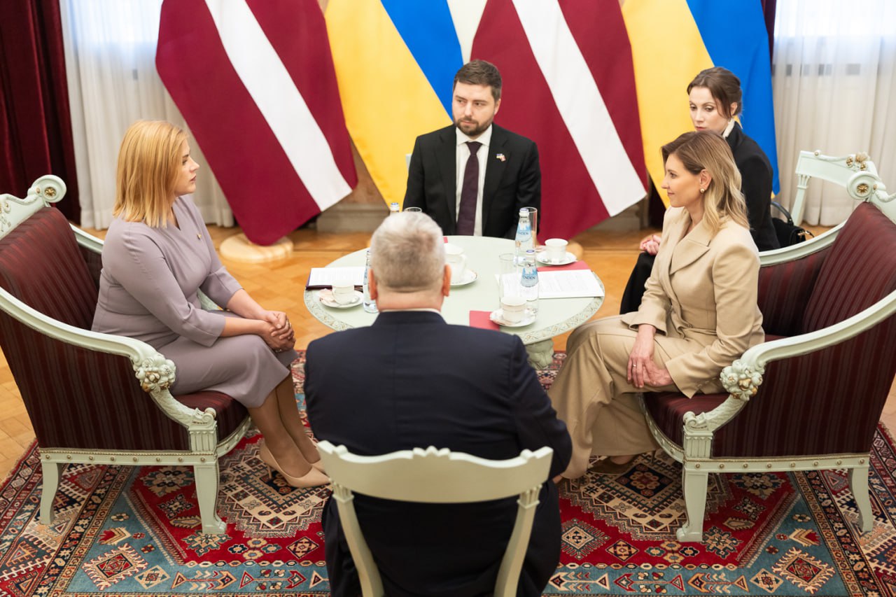 Елена Зеленская покорила президента Латвии нежным образом (фото)