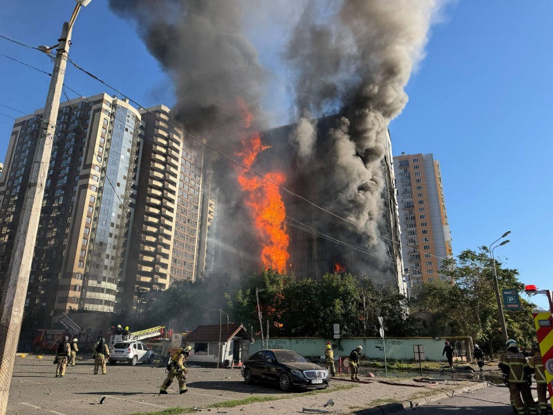 Double strike: Rescuers show aftermath of Russian attack on central Odesa
