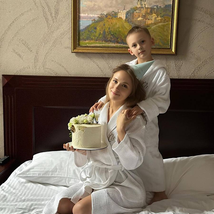 З підлітка-гота у справжню леді: як змінилась головна зірка серіалу &quot;Свати&quot; Анна Кошмал