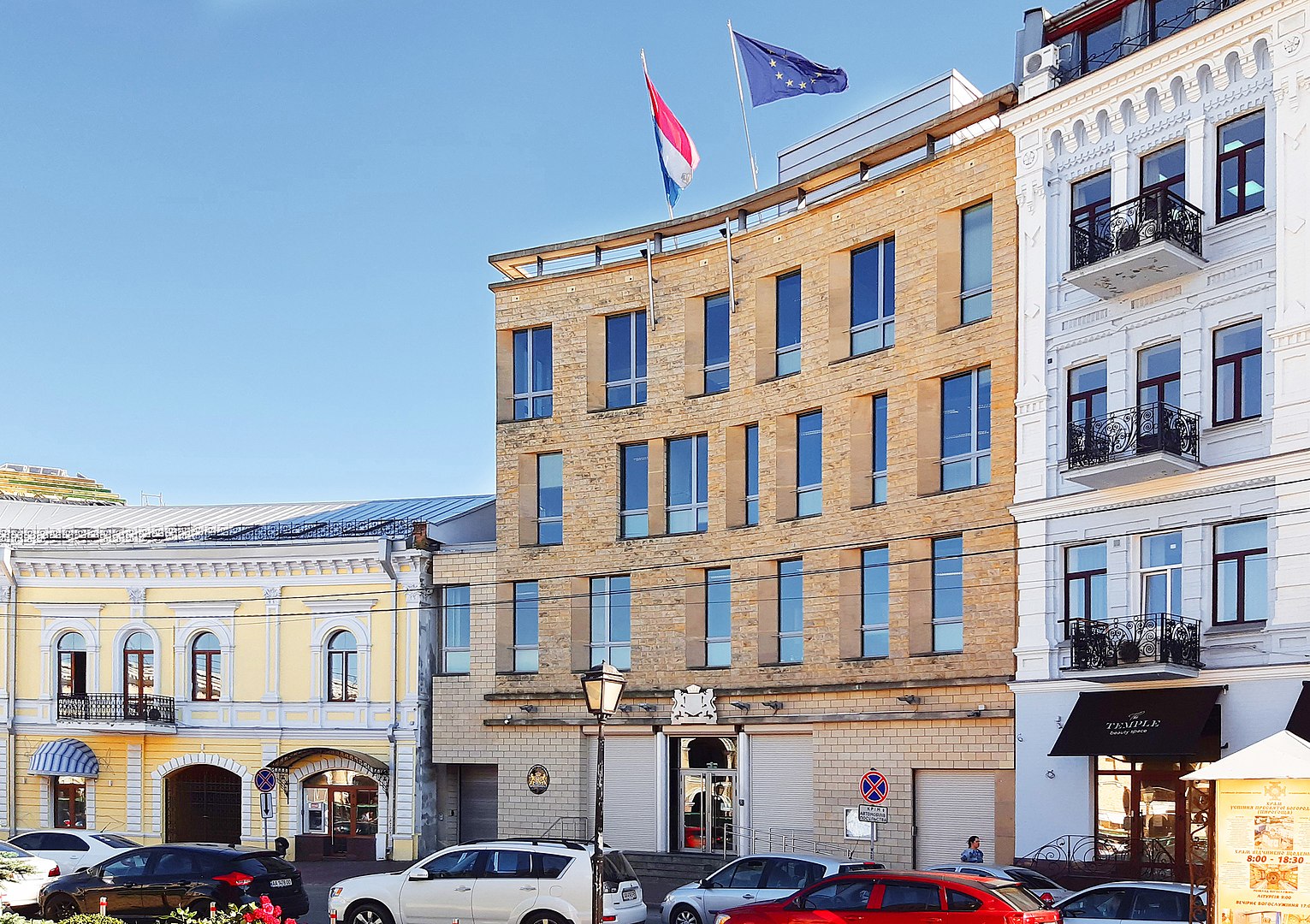 5 знакових будівель Києва XXI століття, які звеличують і ганблять місто