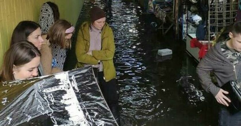 В Киеве выход со станции метро изменили до неузнаваемости: смотрите фото