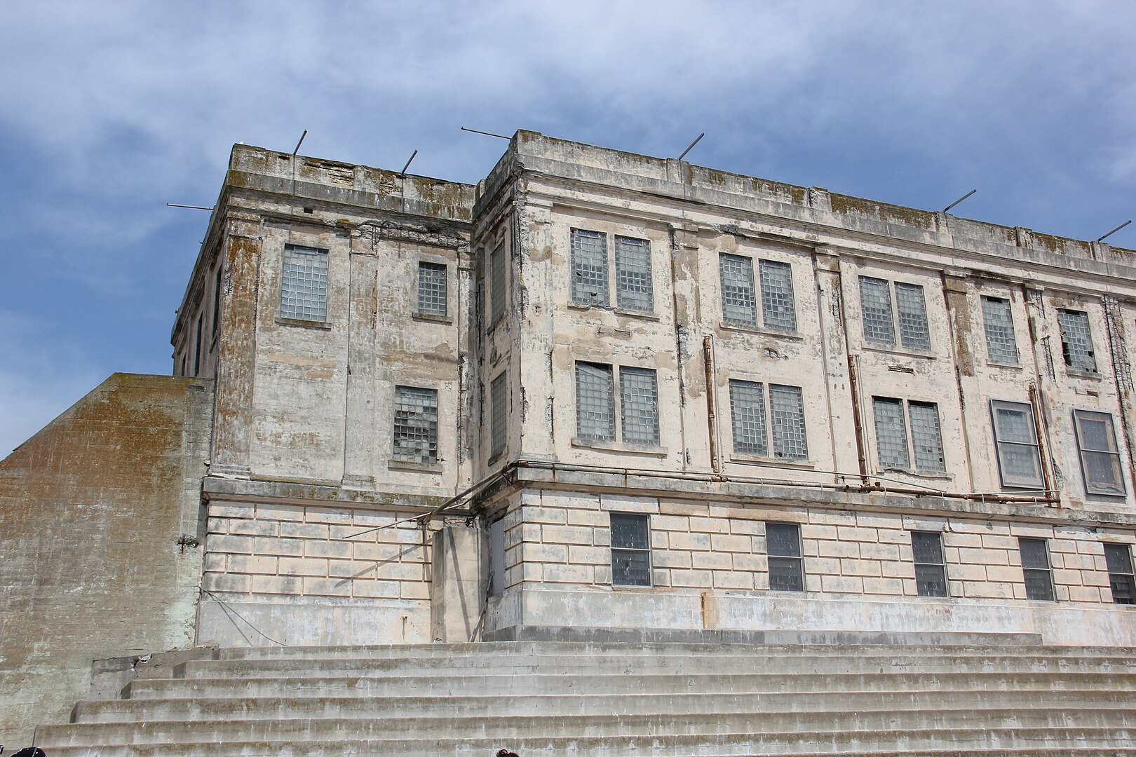&quot;Алькатрас&quot; повертається: фото в'язниці для монстрів, яку боялися навіть серійні маніяки