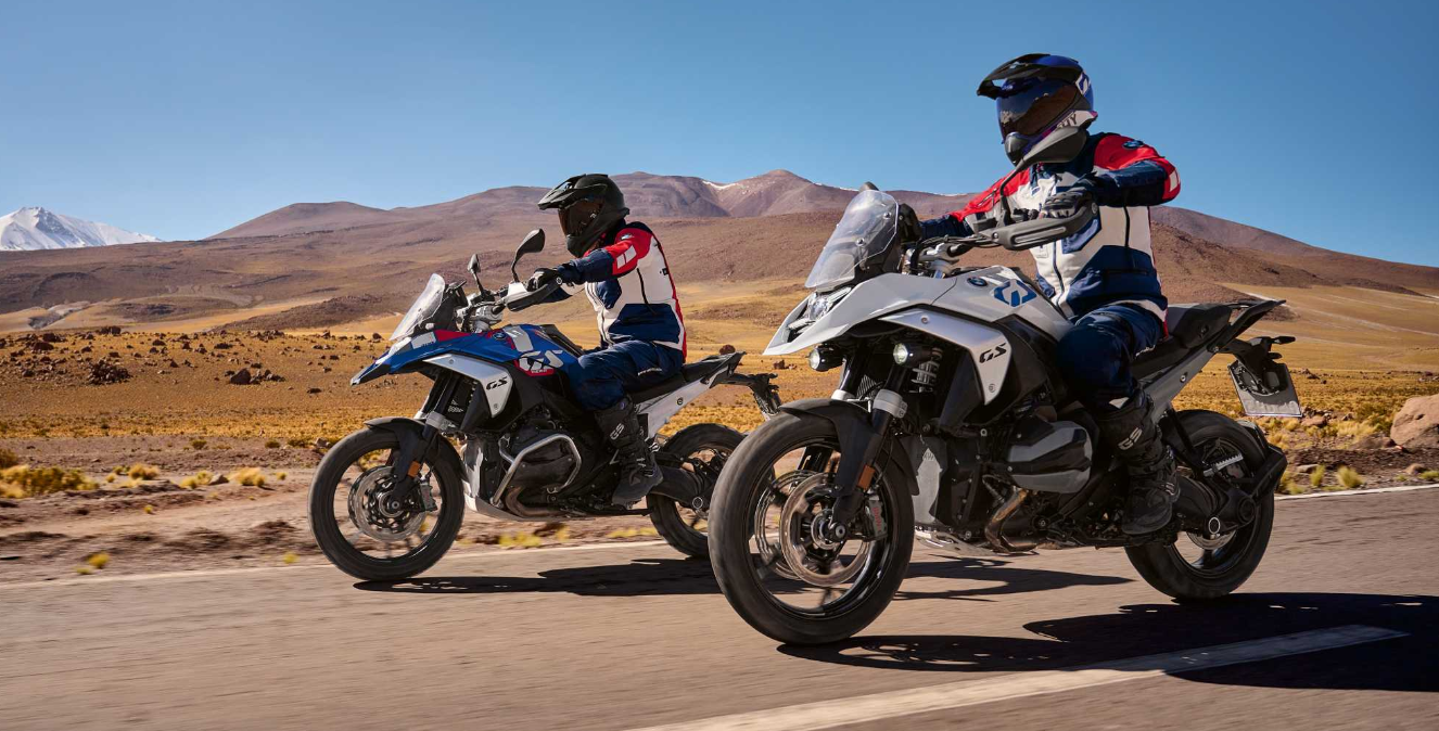 Что выбрать для лета: мотоцикл или скутер