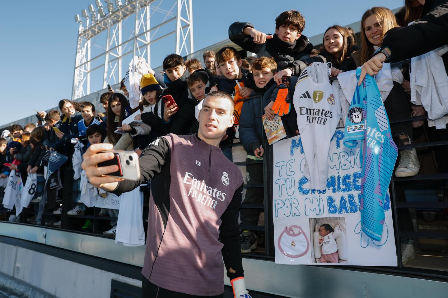 "Барселона" - "Реал": где смотреть онлайн финал Суперкубка Испании, время и прогноз