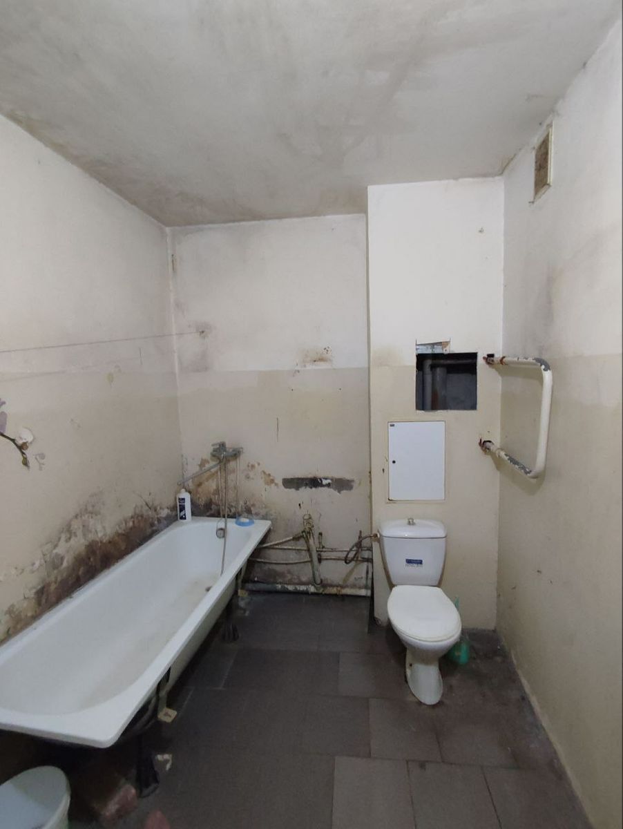 В Киеве сдают в аренду &quot;разбитую&quot; квартиру за неоправданные деньги: сеть в шоке (фото)