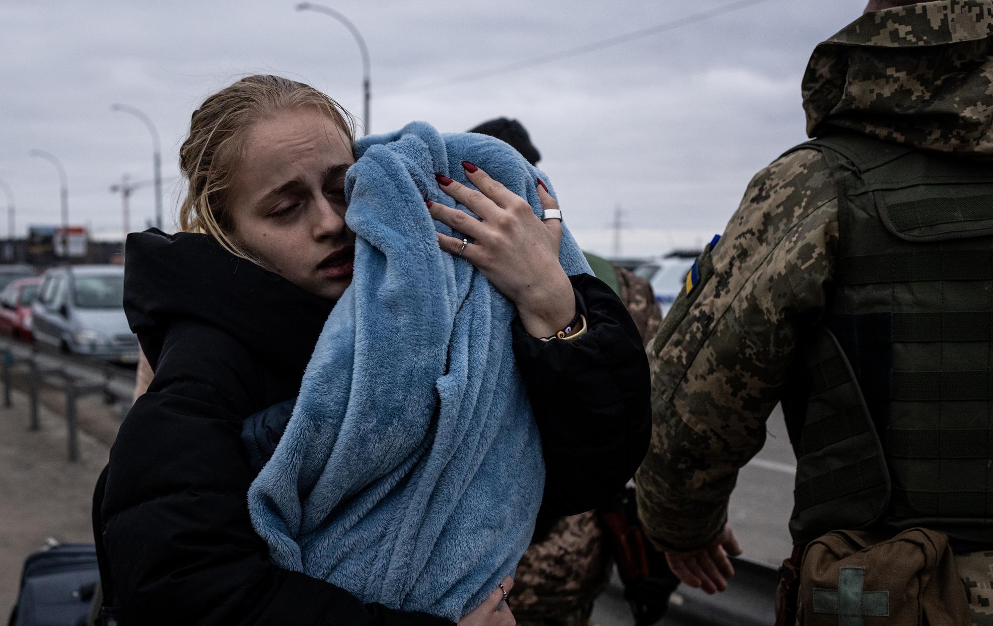 Українським захисникам вдалося провести евакуацію з Ірпеня. Як це було