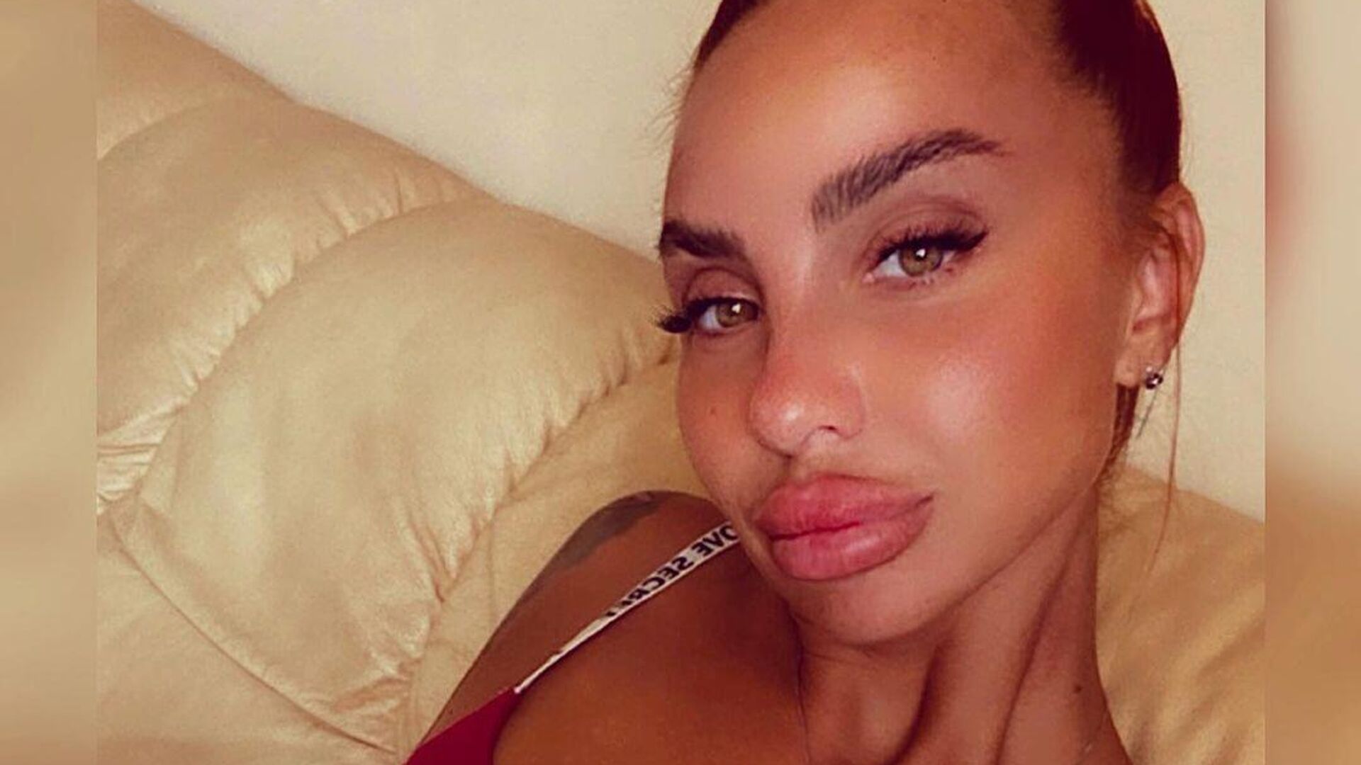 Миссис Крым 2022 исполнила &quot;Ой, у лузі червона калина&quot;, а потом дала заднюю (видео)