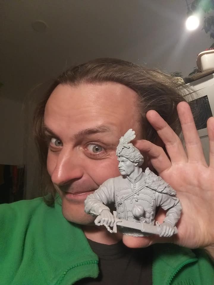 Загинув відомий харківський художник і скульптор Антон Дербілов. Без батька залишилося 3 доньки