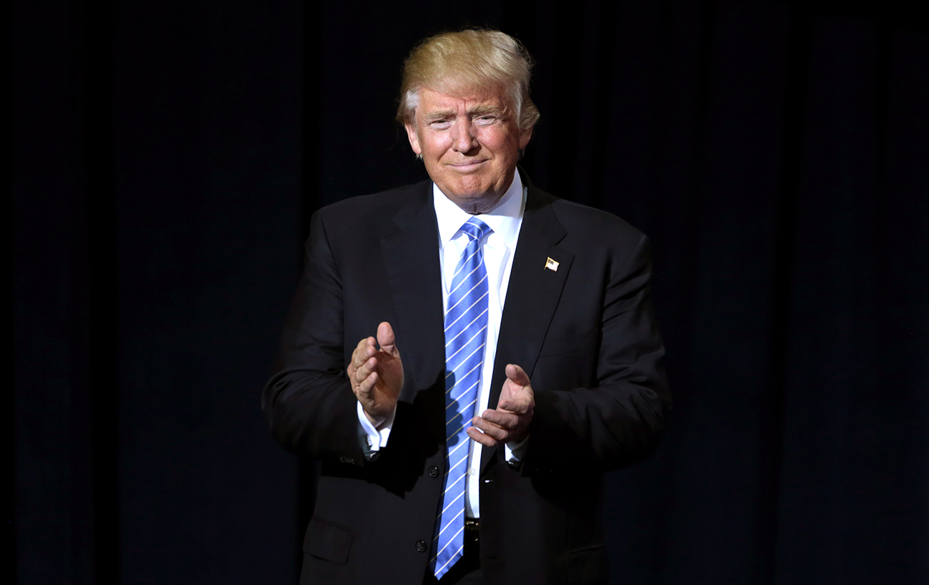 Що про Трампа говорить його дивний стиль одягу та зачіска