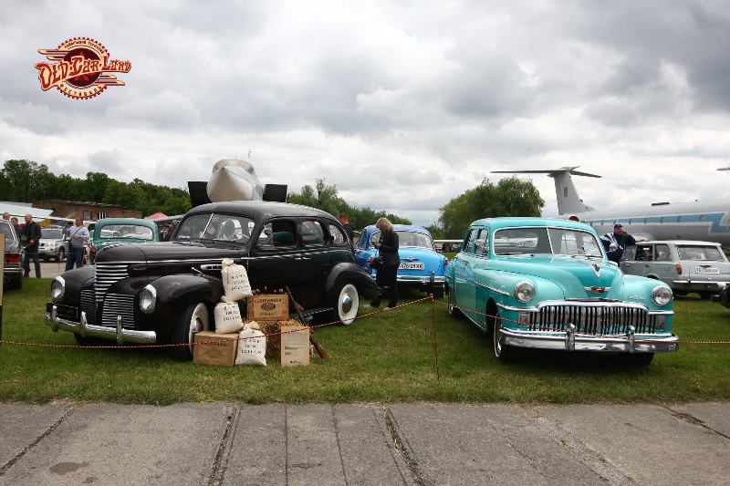 ЛАЗ наших олимпийцев и кабриолет "Таврия": на OldCarLand покажут первые украинские авто