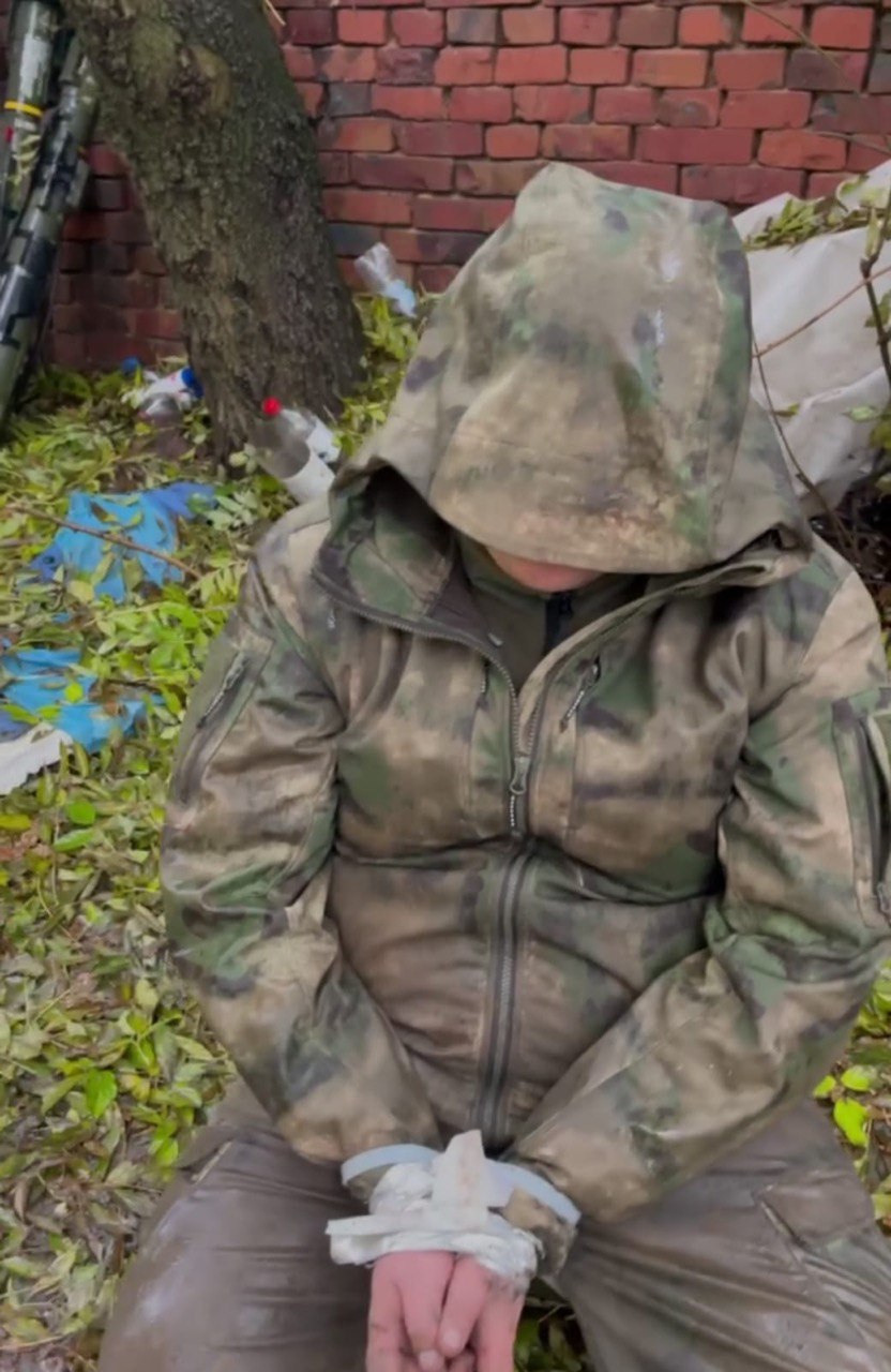 Нацгвардейцы на востоке разбили вражескую ДРГ и взяли в плен &quot;мобилизованного&quot; боевика