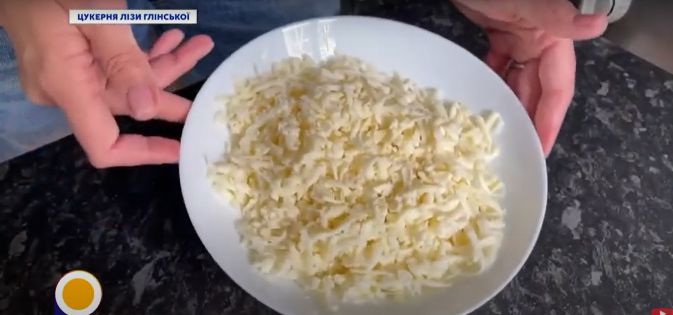 Смачні ліниві хачапурі всьо за 10 хвилин: рецепт від відомого кулінара