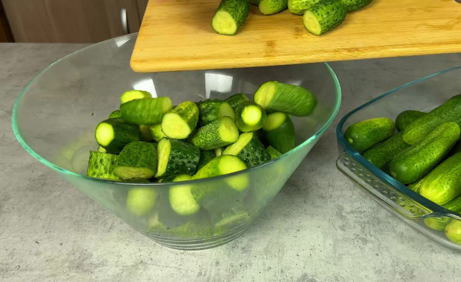 По-французьки, польськи та фінськи: незвичні та смачні способи замаринувати огірки