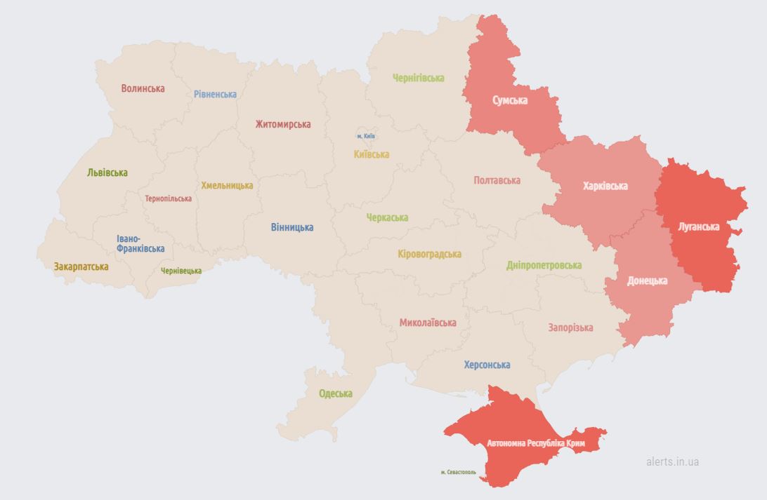 У Києві та низці областей оголосили повітряну тривогу. РФ підняла у повітря авіацію