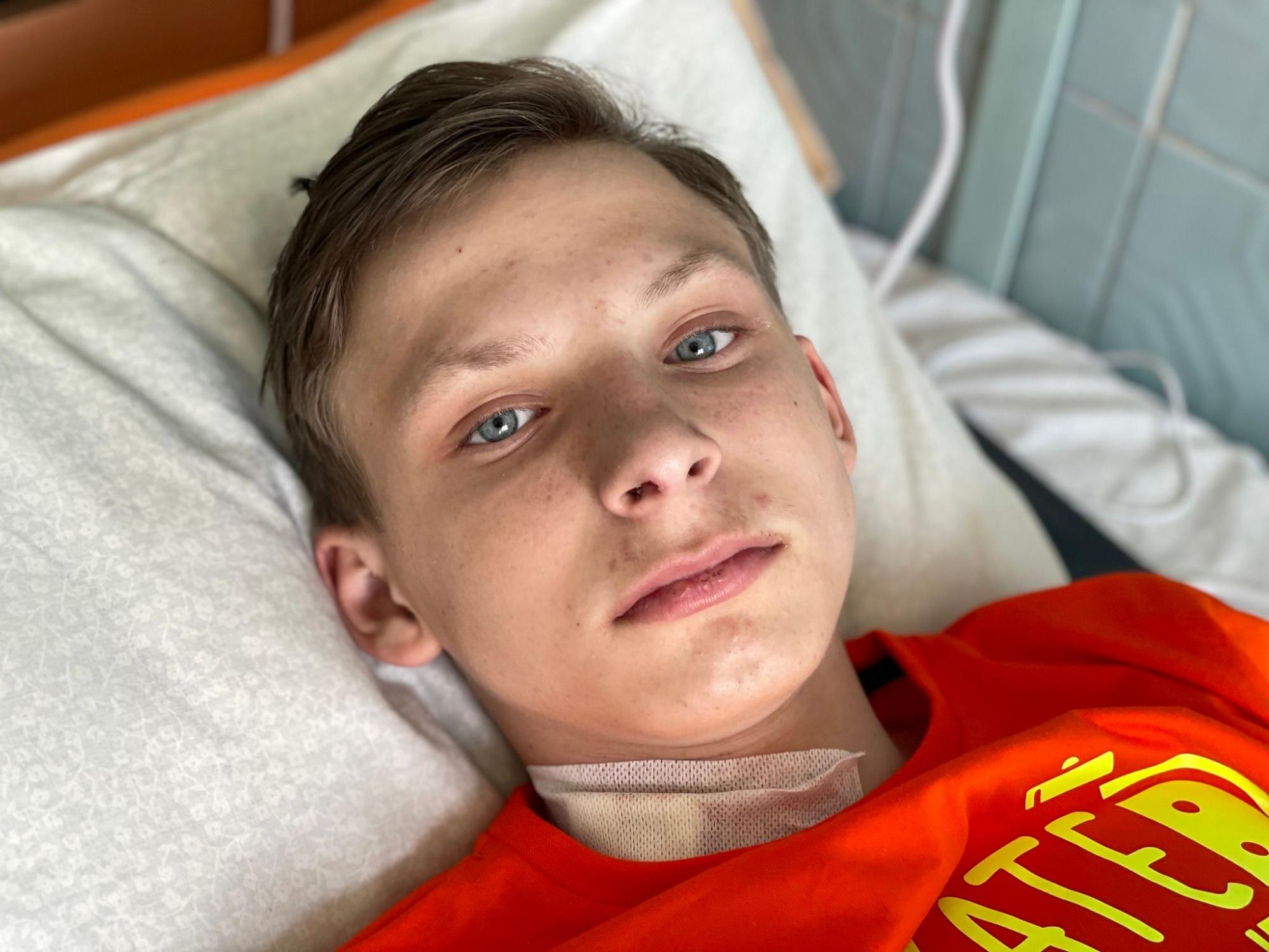 Лікарі врятували 13-річного хлопчика з Лисичанська, у якого уламок снаряда пройшов через легеню