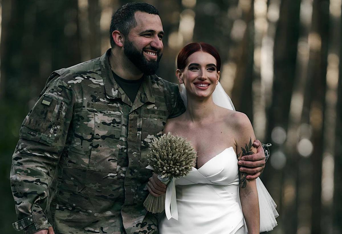 Снайперша Евгения Эмеральд объявила о разводе с военным: в чем причина