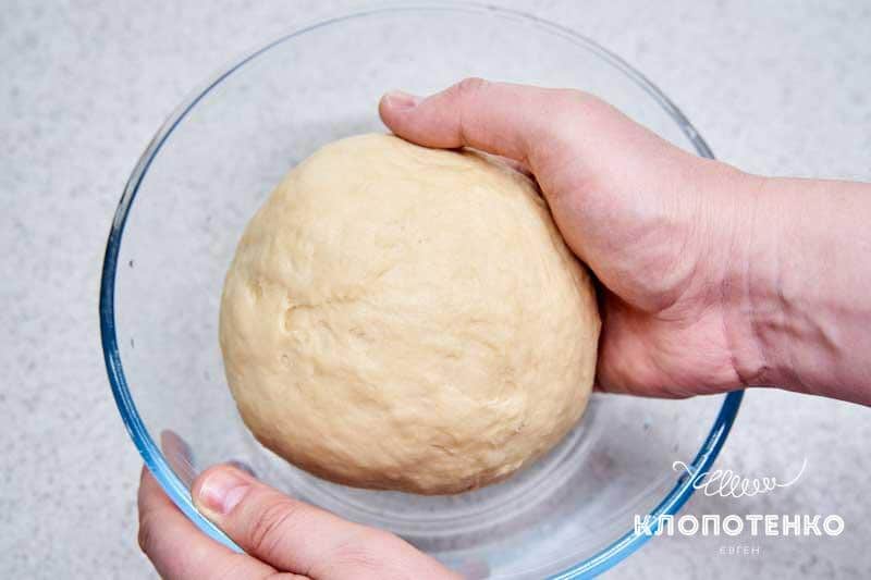 Ідеальні пиріжки з м'ясом: Клопотенко поділився простим рецептом