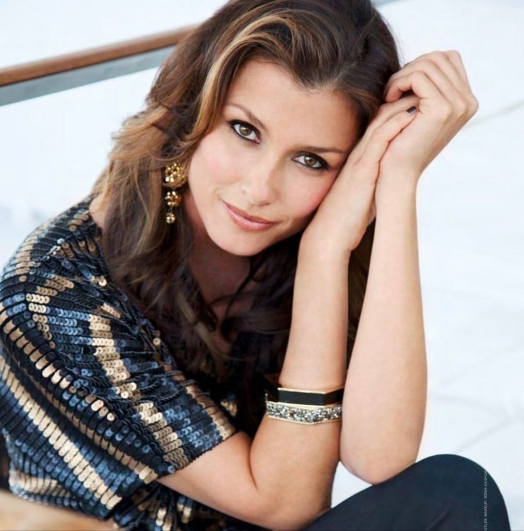 5 звезд, которых бросили во время беременности