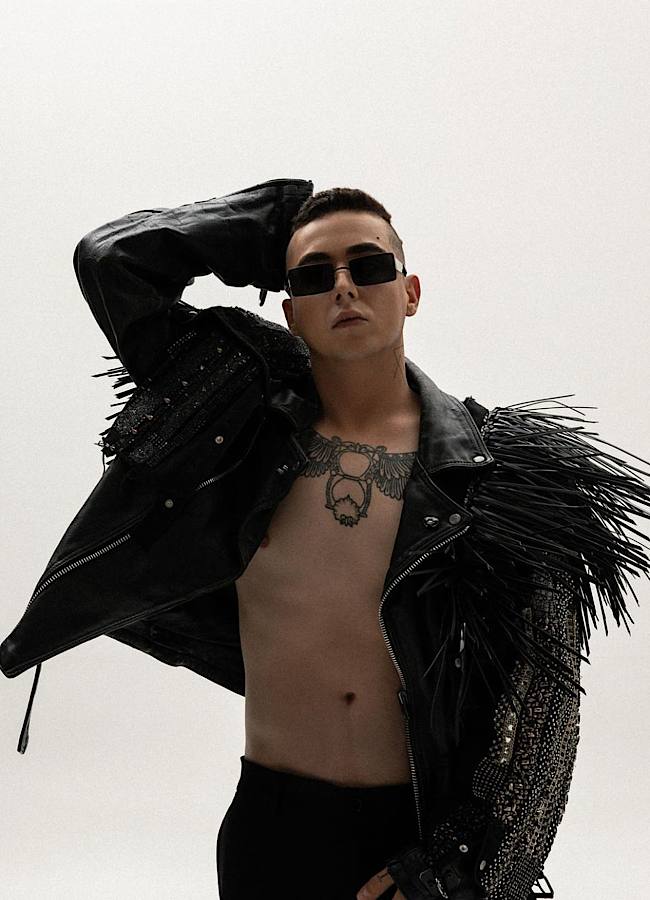 &quot;Я люблю Мас-маркет&quot;: Ніколас Карма розсекретив вартість луку епатажного співака MELOVIN