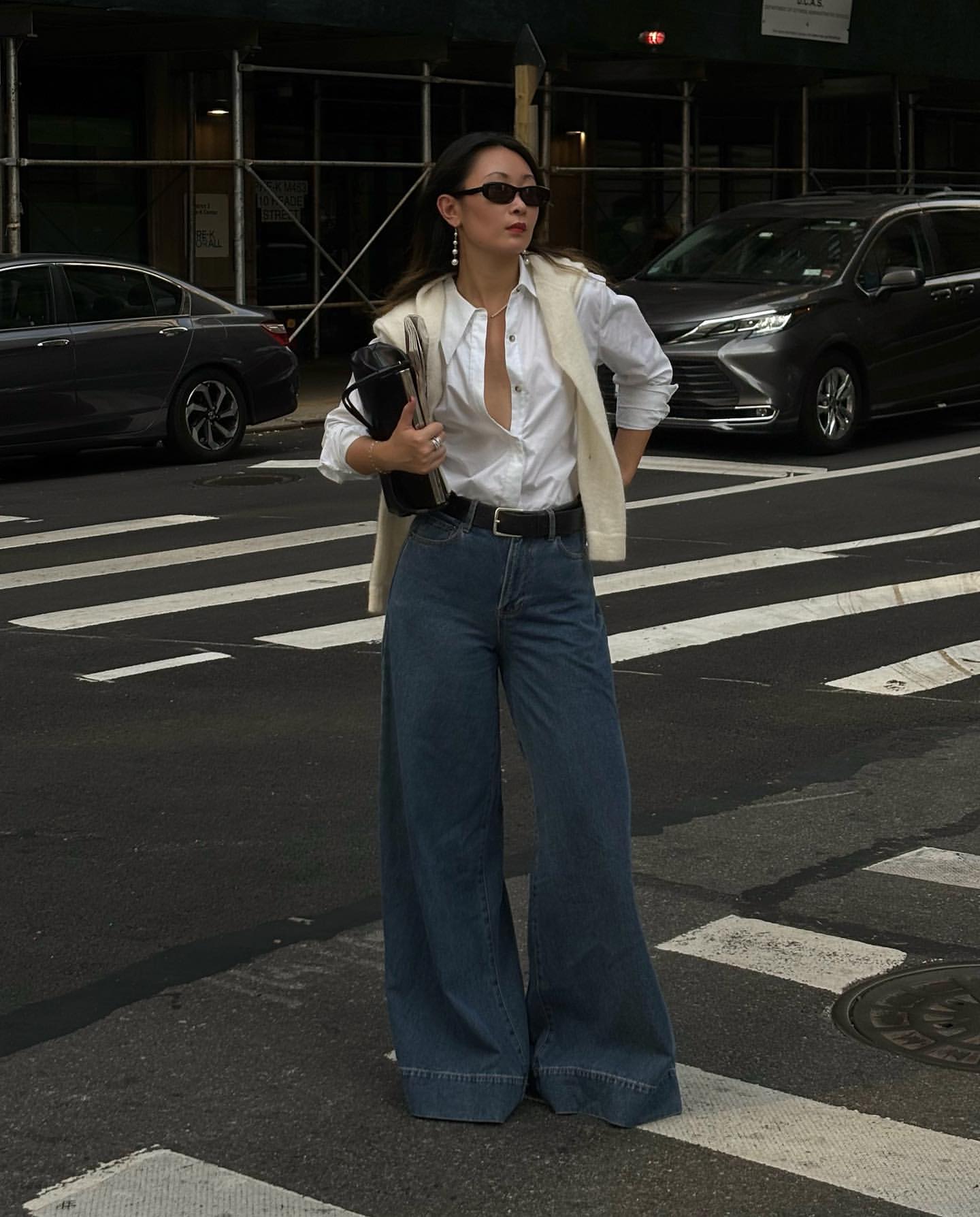 Який вигляд мають наймодніші джинси 2024 року: 6 осінніх образів