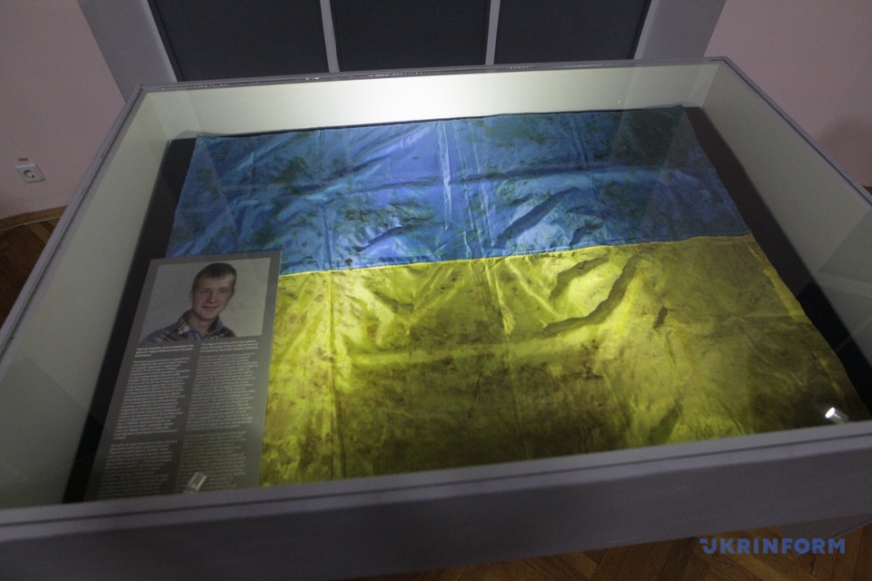 Флаги Независимости: как выглядят уникальные украинские стяги (фото)