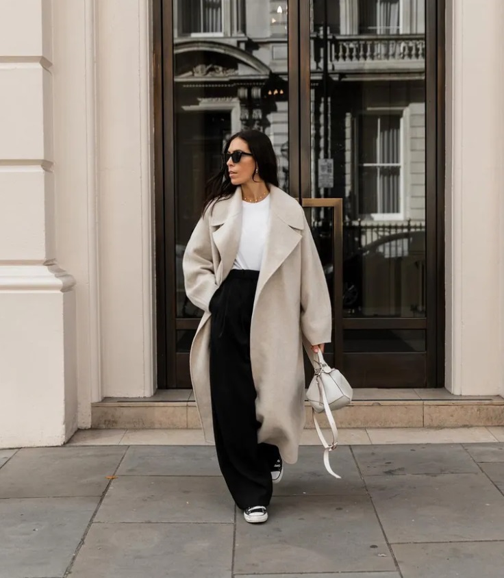 Який колір пальта став наймоднішим у 2024 році: трендові образи на осінь та зиму