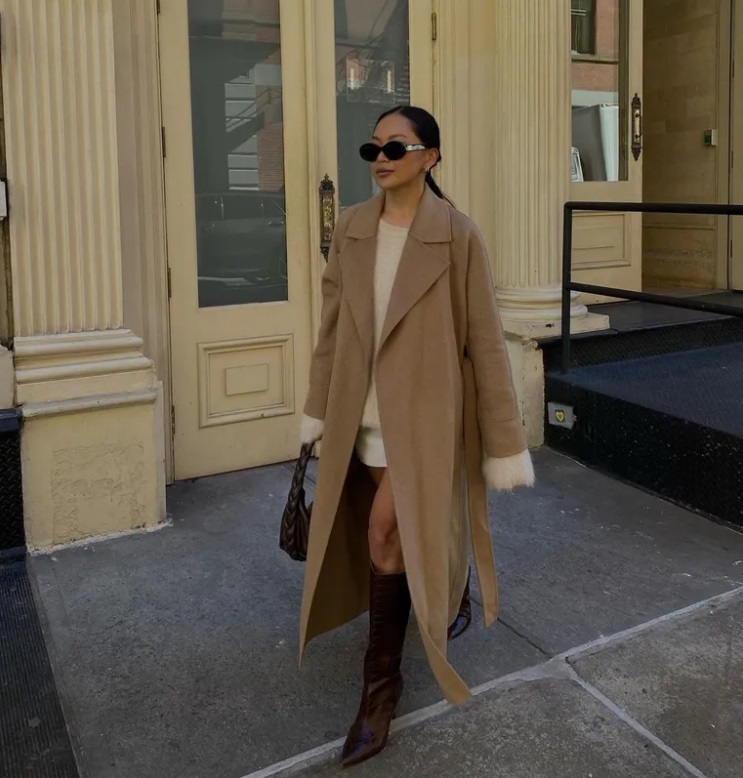 Короткий пуховик та шкіряні брюки: модні блогери показали головні тренди 2024 року