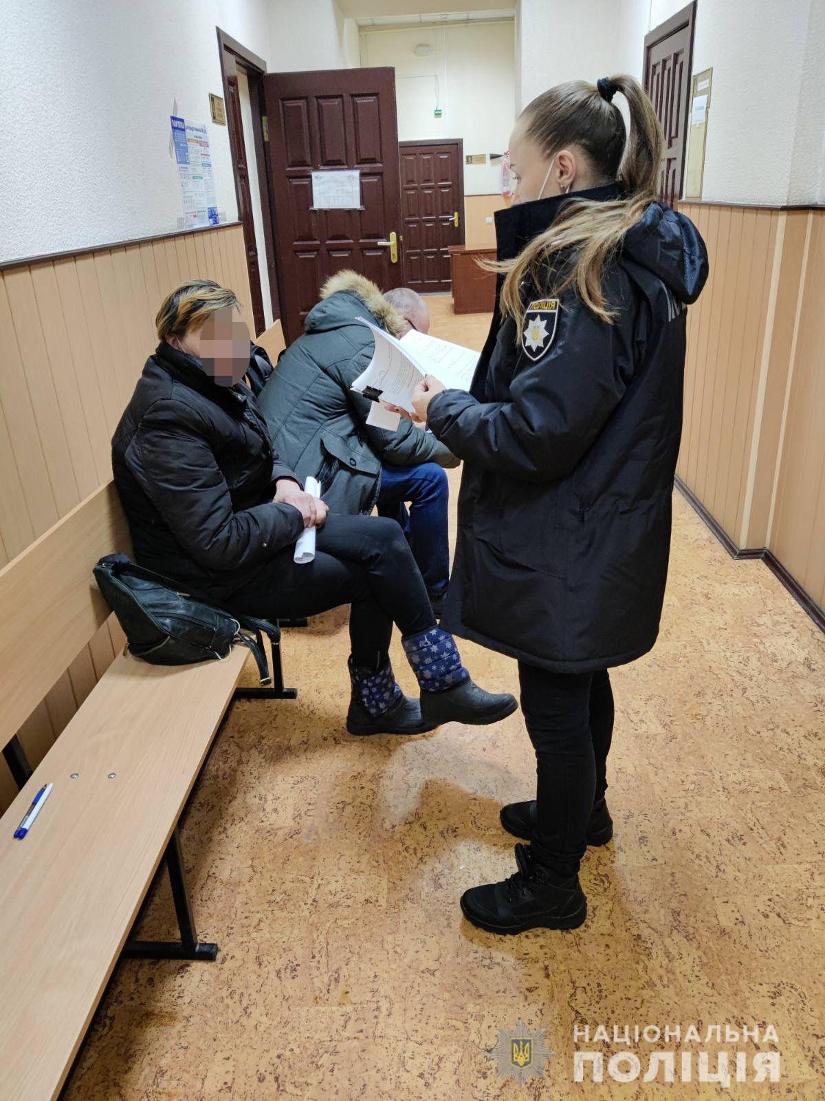 В Харьковской области задержали пьяную женщину, которая &quot;минировала&quot; школы