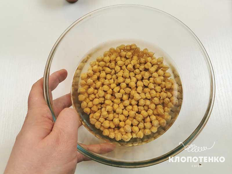 Клопотенко поделился секретом настоящего хумуса: готовить проще, чем пюрешку!