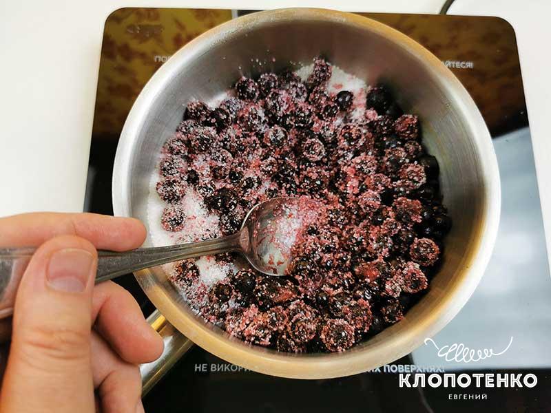 Клопотенко дав рецепт смачнющого тертого пирога, додавши секретний інгредієнт