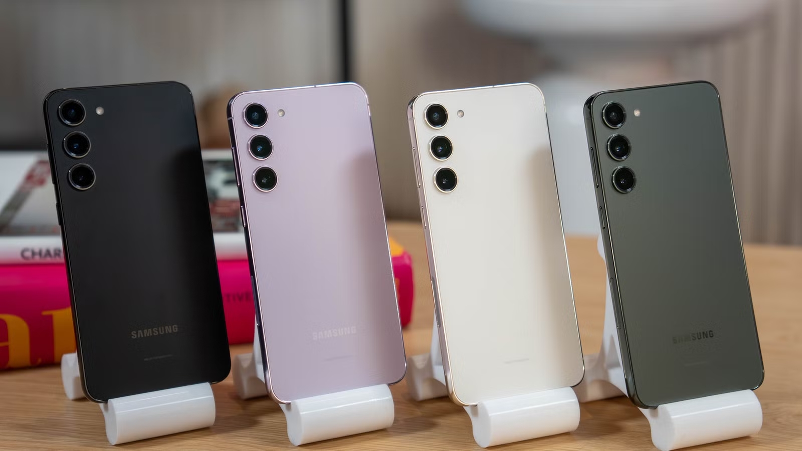 Топ-7 смартфонов, которые не потеряли актуальность в 2025 году