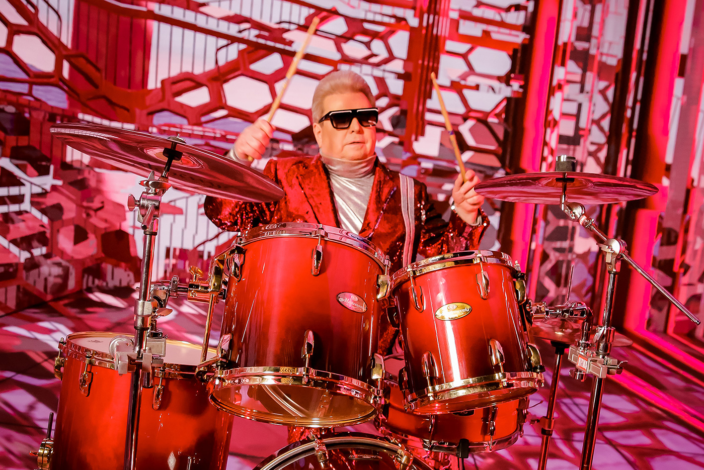 &quot;Щастя є&quot;: Поплавский представил свою жизненную философию в новом клипе