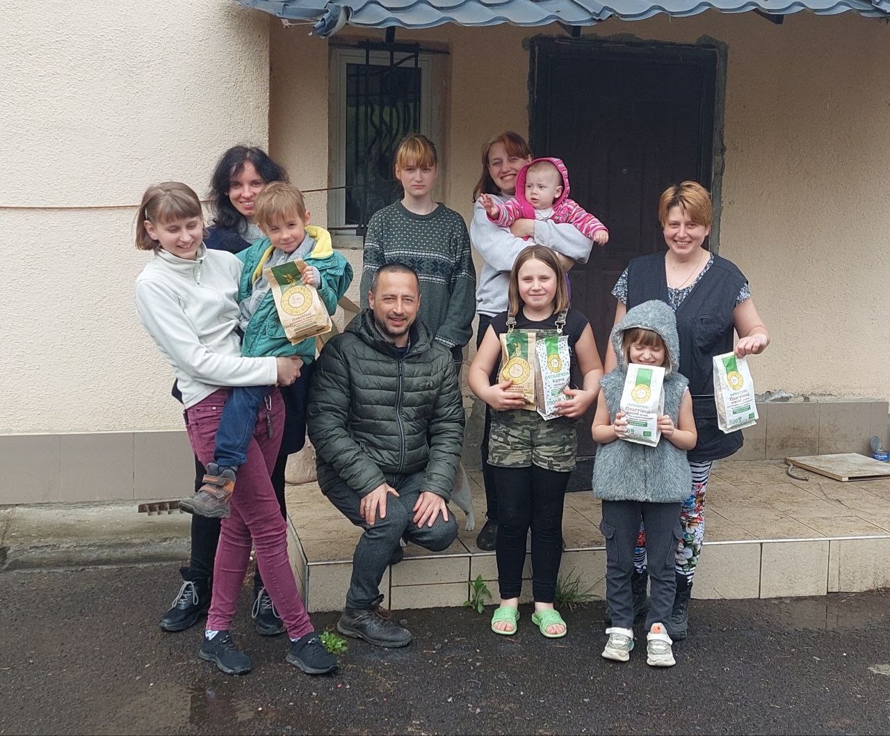 &quot;Держат целостность страны&quot;. Как переселенцы обустраивают новую жизнь на Закарпатье