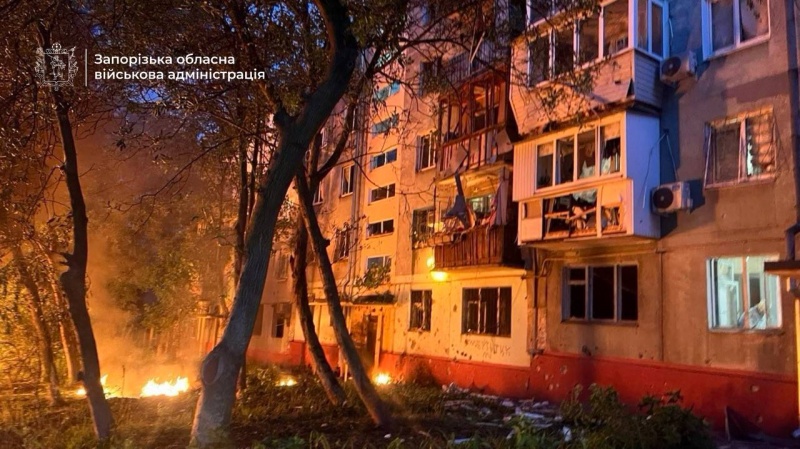 Zaporizhzhia apartment block hit in Russian attack, casualties reported