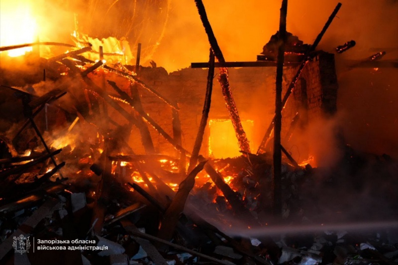 Zaporizhzhia hit by Russian strikes for second night: Civilian homes and infrastructure burn