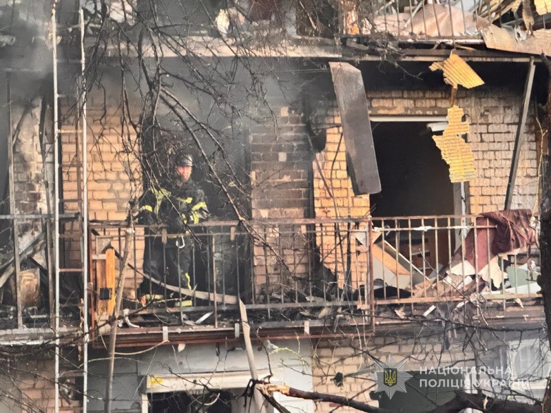 Russia hits residential buildings in Zaporizhzhia: 20+ injured, kids among victims