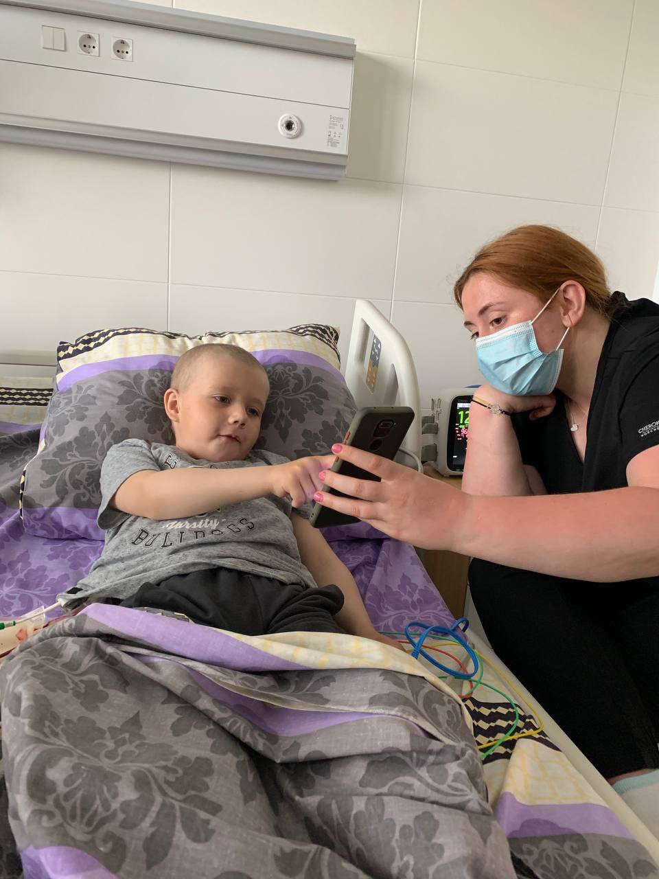 Львовские врачи раскрыли детали первой уникальной операции: &quot;маленький герой совсем не боялся&quot;