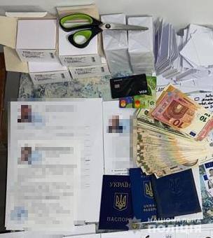 У Львівській області викрили схему з підробки документів для незаконного перетину кордону