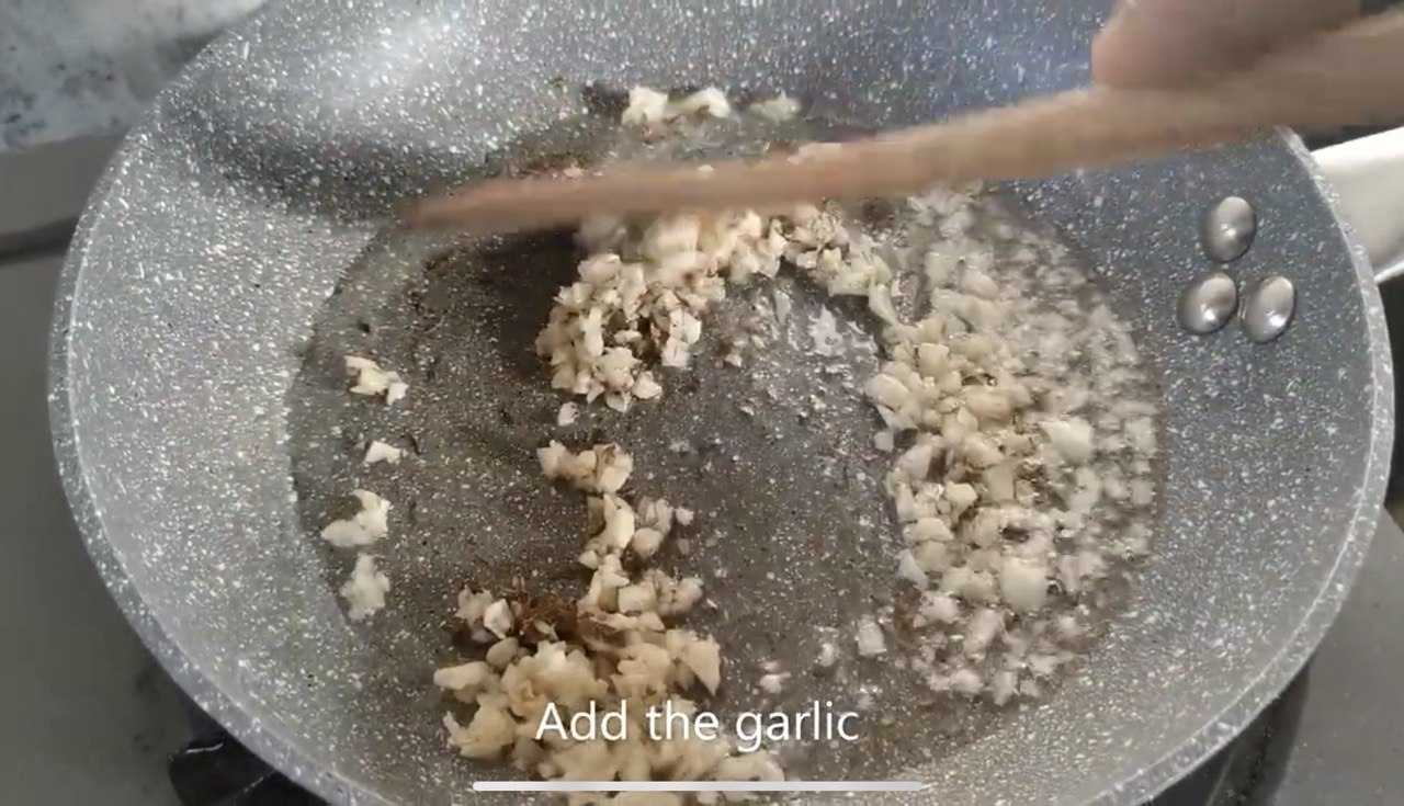 Вечеря всього за 15 хвилин: як приготувати смачну пасту для усієї родини