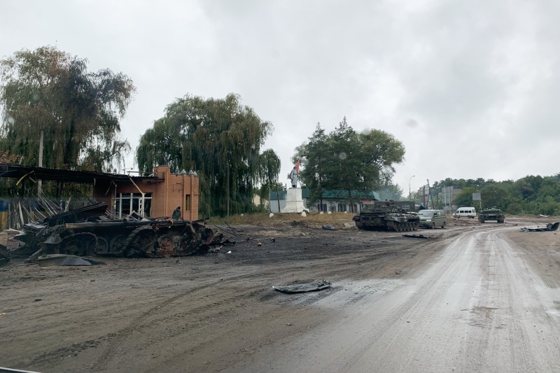 &quot;Окупанти ховались за нашими спинами&quot;: репортаж зі звільнених Балаклії та Ізюма