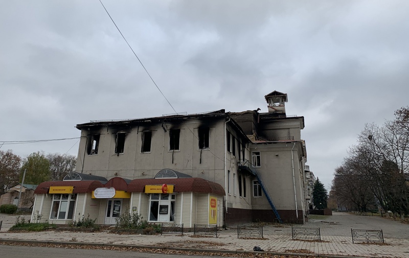 &quot;Взяти не можуть, тому знищують все навколо&quot;. Як живе Бахмут під постійною атакою росіян