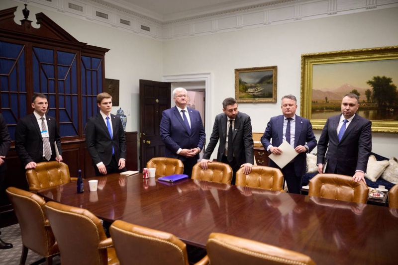 Zelenskyy and Trump meet behind closed doors: Key details