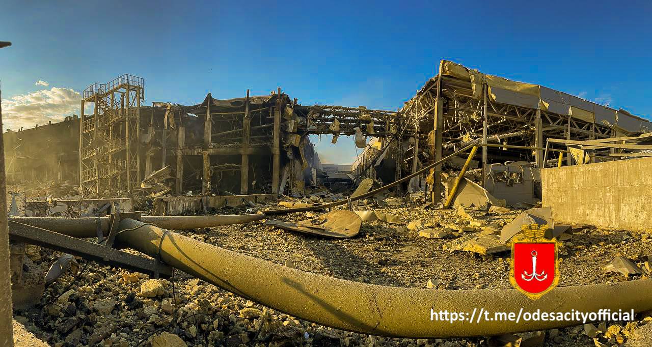 В Одессе оккупанты разрушили ракетами ТРЦ &quot;Ривьера&quot;: фото последствий