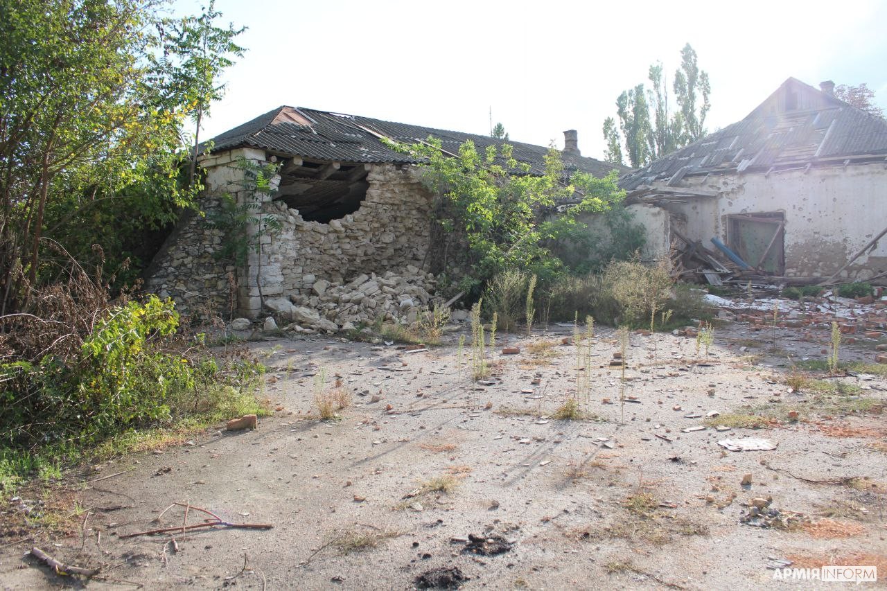 Россияне &quot;превратили&quot; село Архангельское под Херсоном в настоящий Архангельск: сравните эти фото