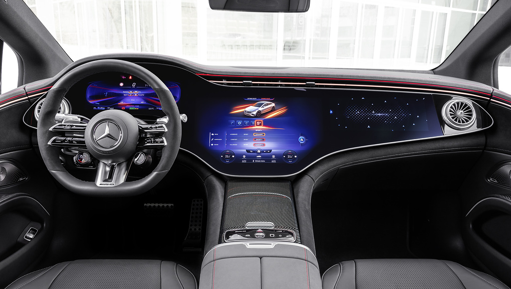 Дорогой и быстрый: объявлены украинские цены на топ-версию флагманского электрокара Mercedes