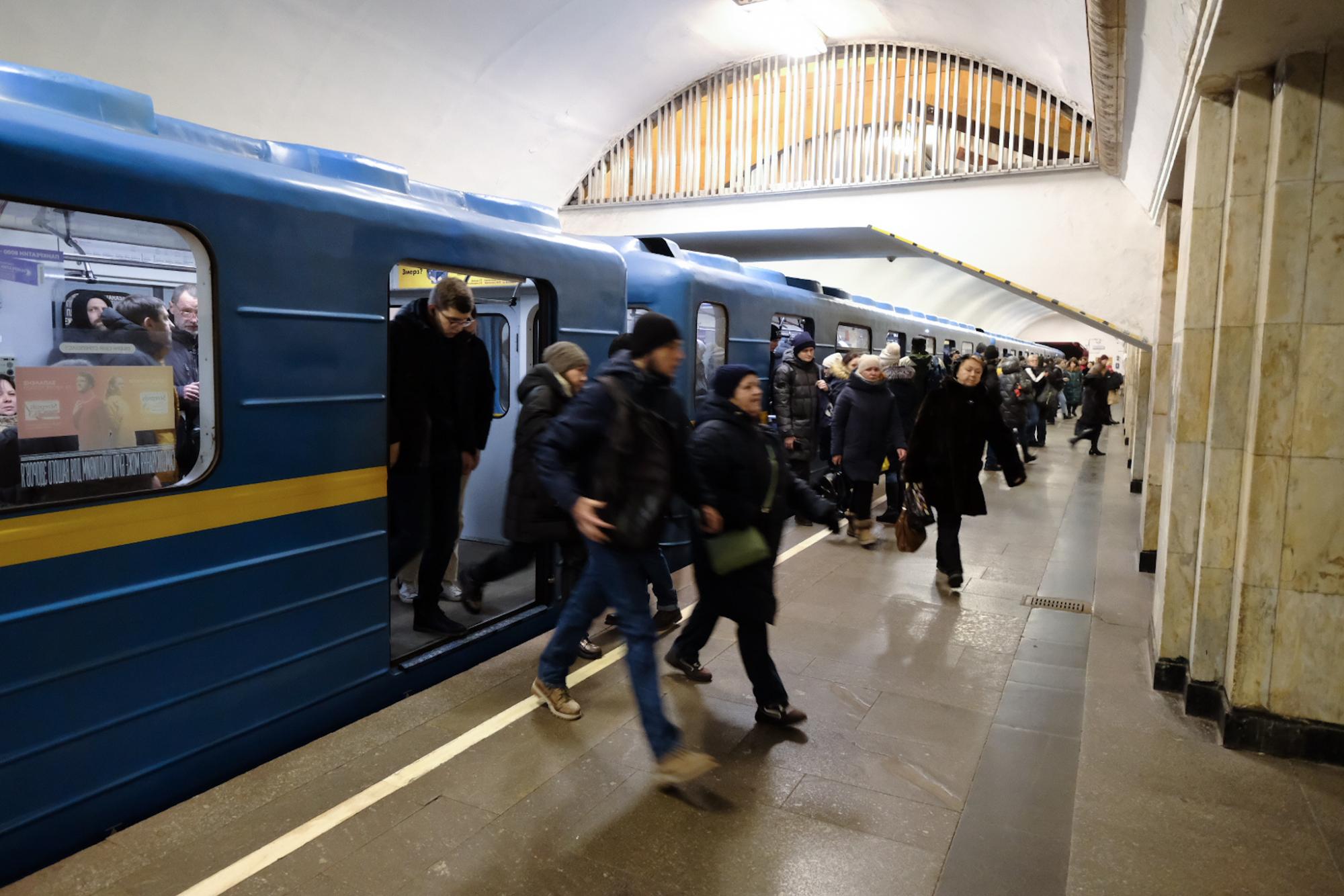 Первые фото со станций метро &quot;Крещатик&quot; и &quot;Майдан Независимости&quot;, которые снова работают