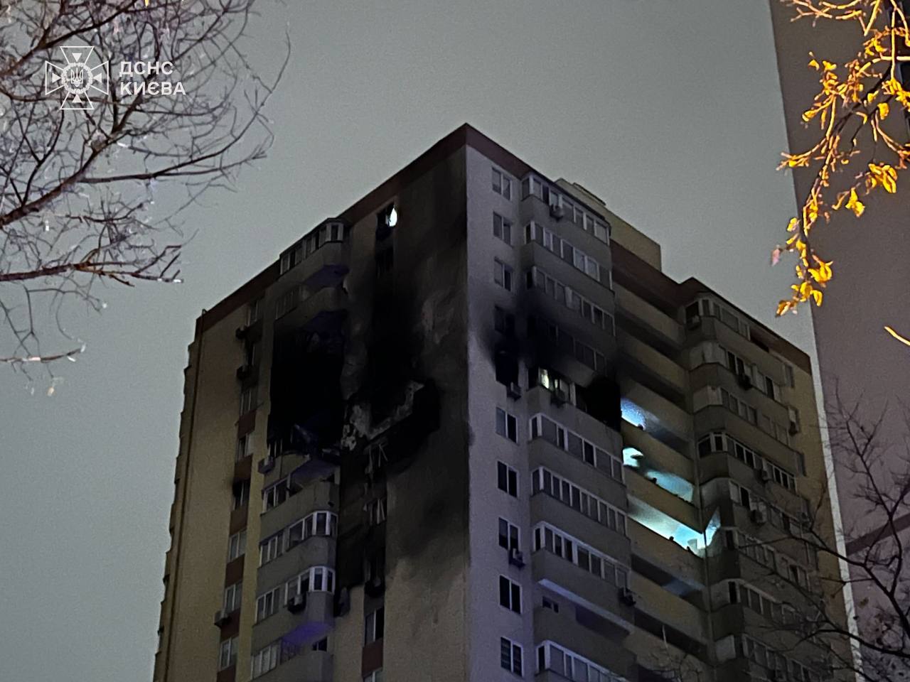 Атака дронів на Київ: у Солом’янському районі загинула людина