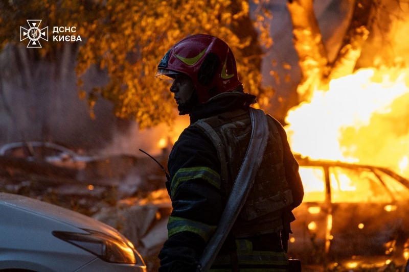 РФ вночі запустила 550 дронів та ракет, Київ – основний напрямок удару: деталі обстрілу (ФОТО)