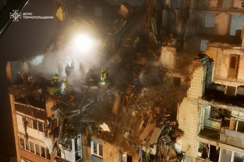 Russian strike on Ternopil: 14 people remain unaccounted for